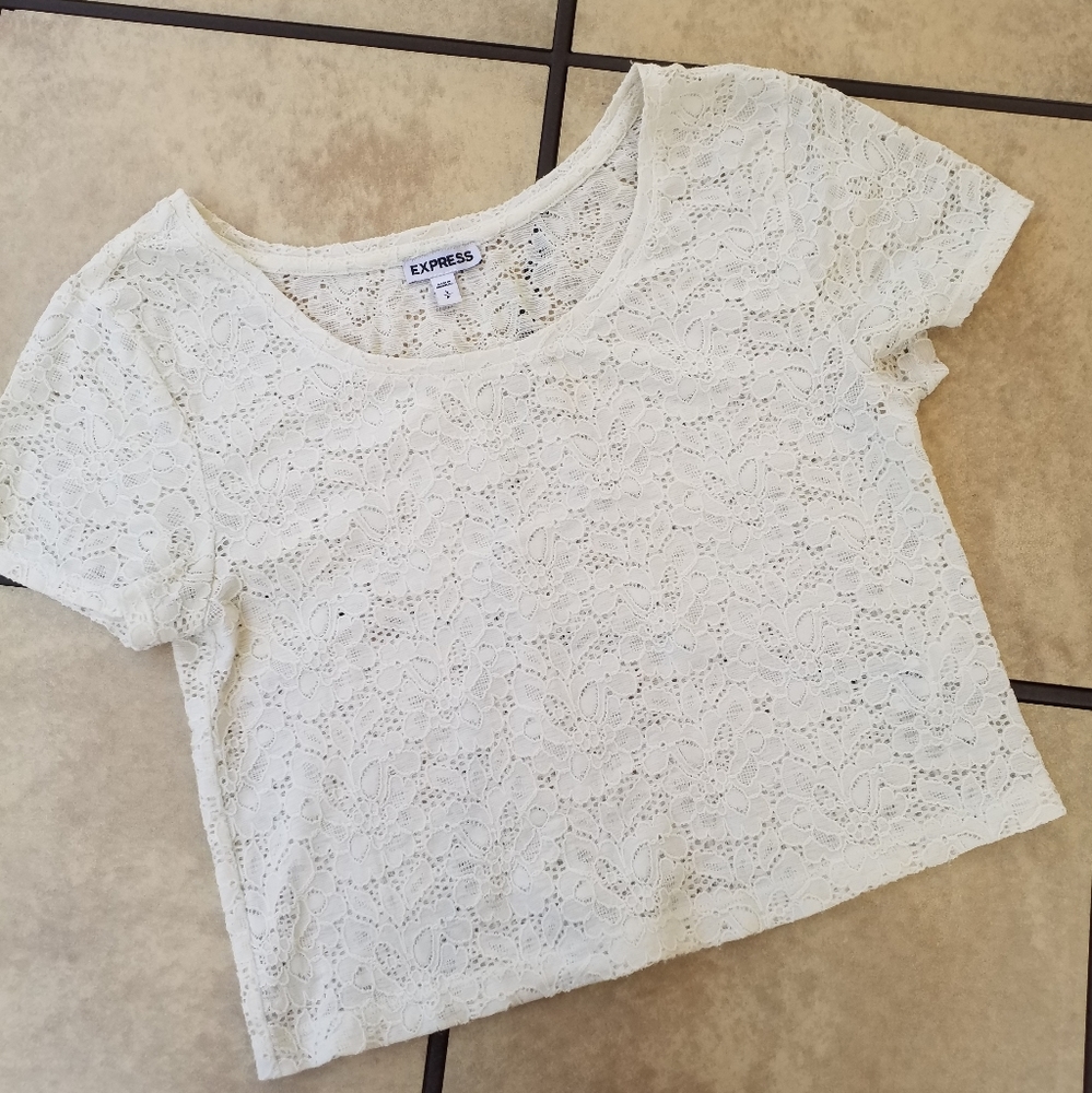 3/$25 EXPRESS Lace TOP S ivory short sleeve - Picture 4 of 8